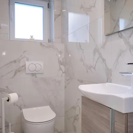 Lamer Luxury By Litto Сплит