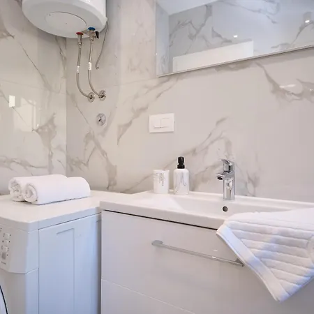 Lamer Luxury By Litto