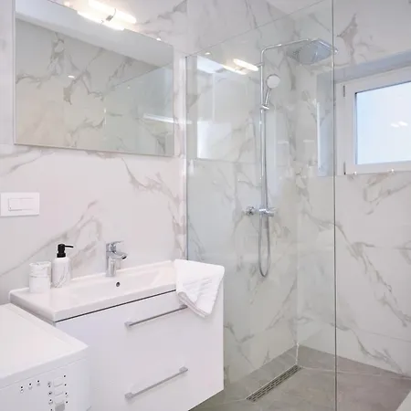 아파트 Lamer Luxury By Litto *