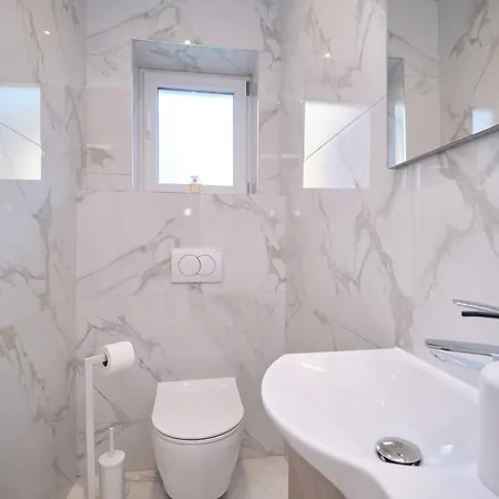 Lamer Luxury By Litto